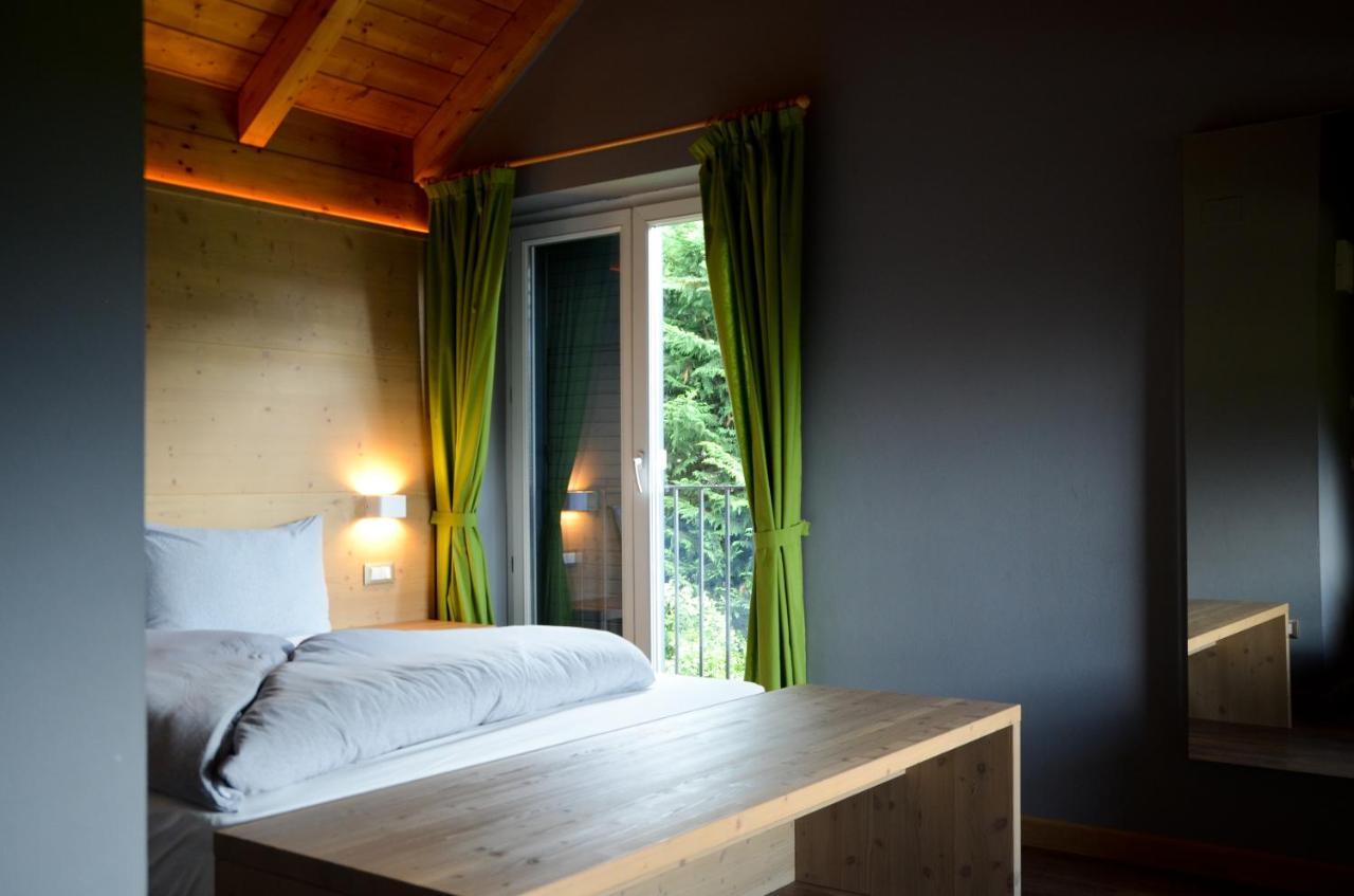 Hotel Villa Argentina Ronzone Eksteriør billede